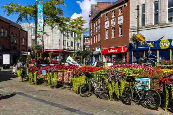 emergency electrician oldham town center