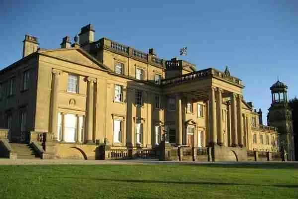 Emergency Electrician Salford Broughton Hall